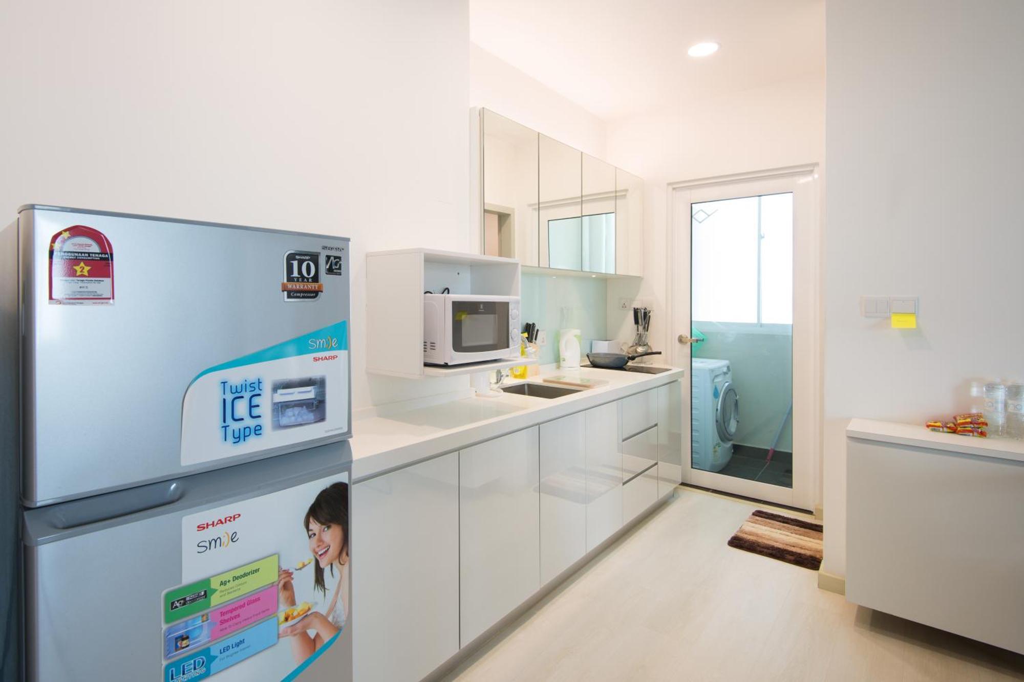 Straits Garden Suites By The Homestay Helper George Town Eksteriør billede